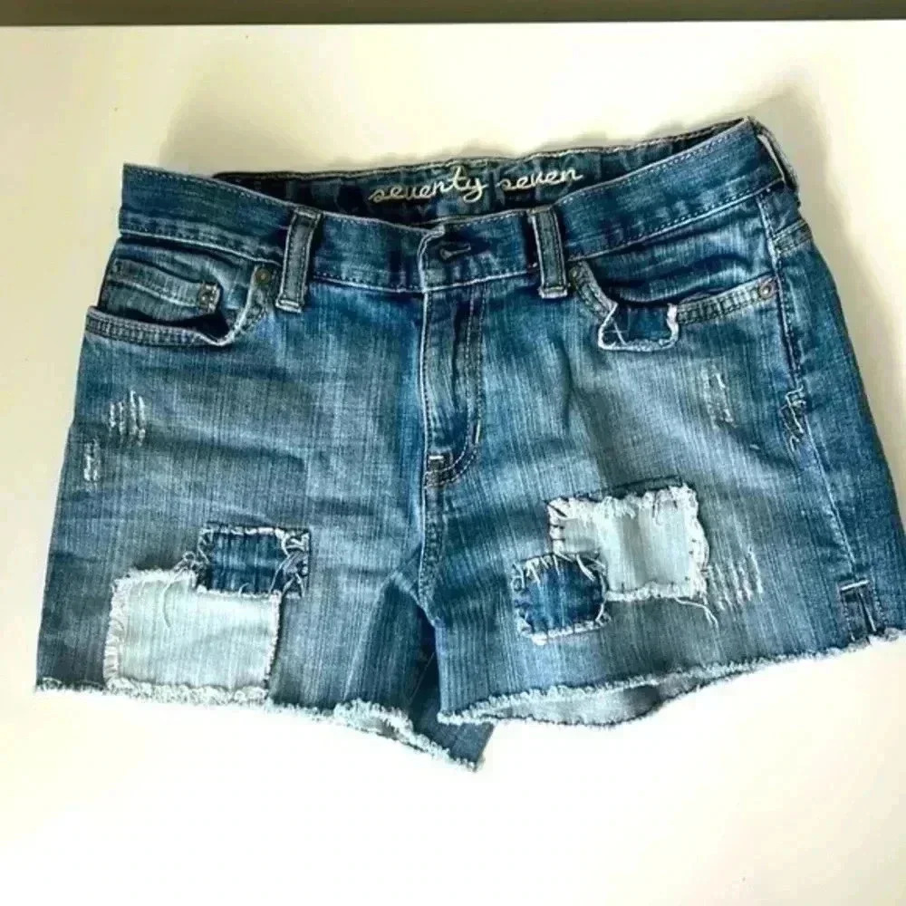 Seventy Seven Kids by American Eagle Shorts